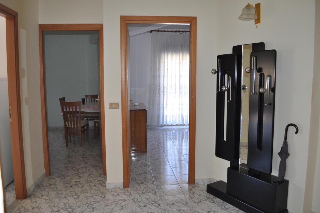 מונריאלה Summerhouse Sagana מראה חיצוני תמונה