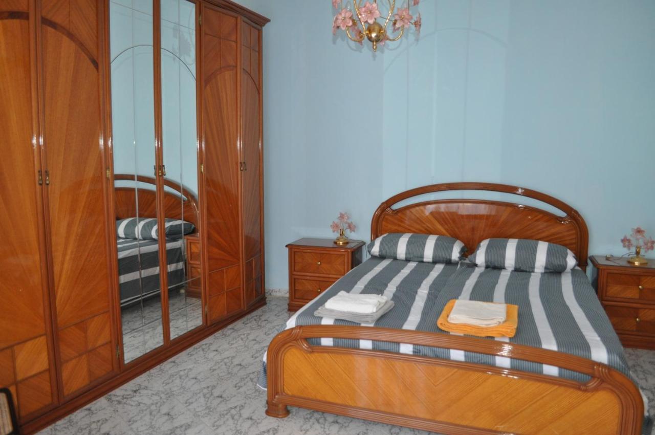 מונריאלה Summerhouse Sagana מראה חיצוני תמונה